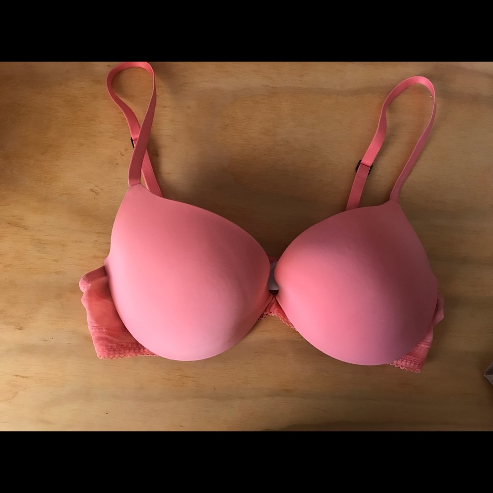 34c CALVIN KLEIN EXCELLENT CONDITION BRA